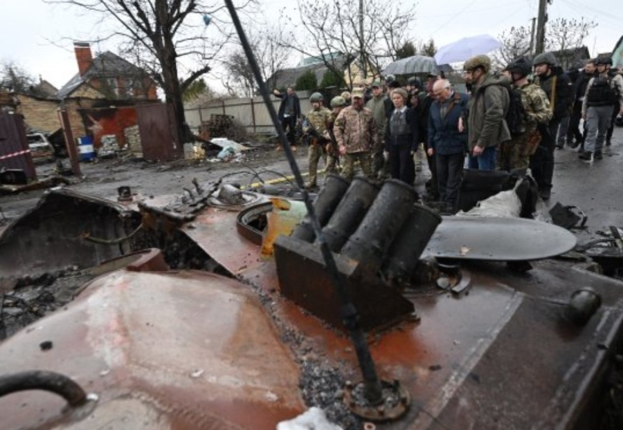 Фон дер Лайен и Борел посетиха Буча